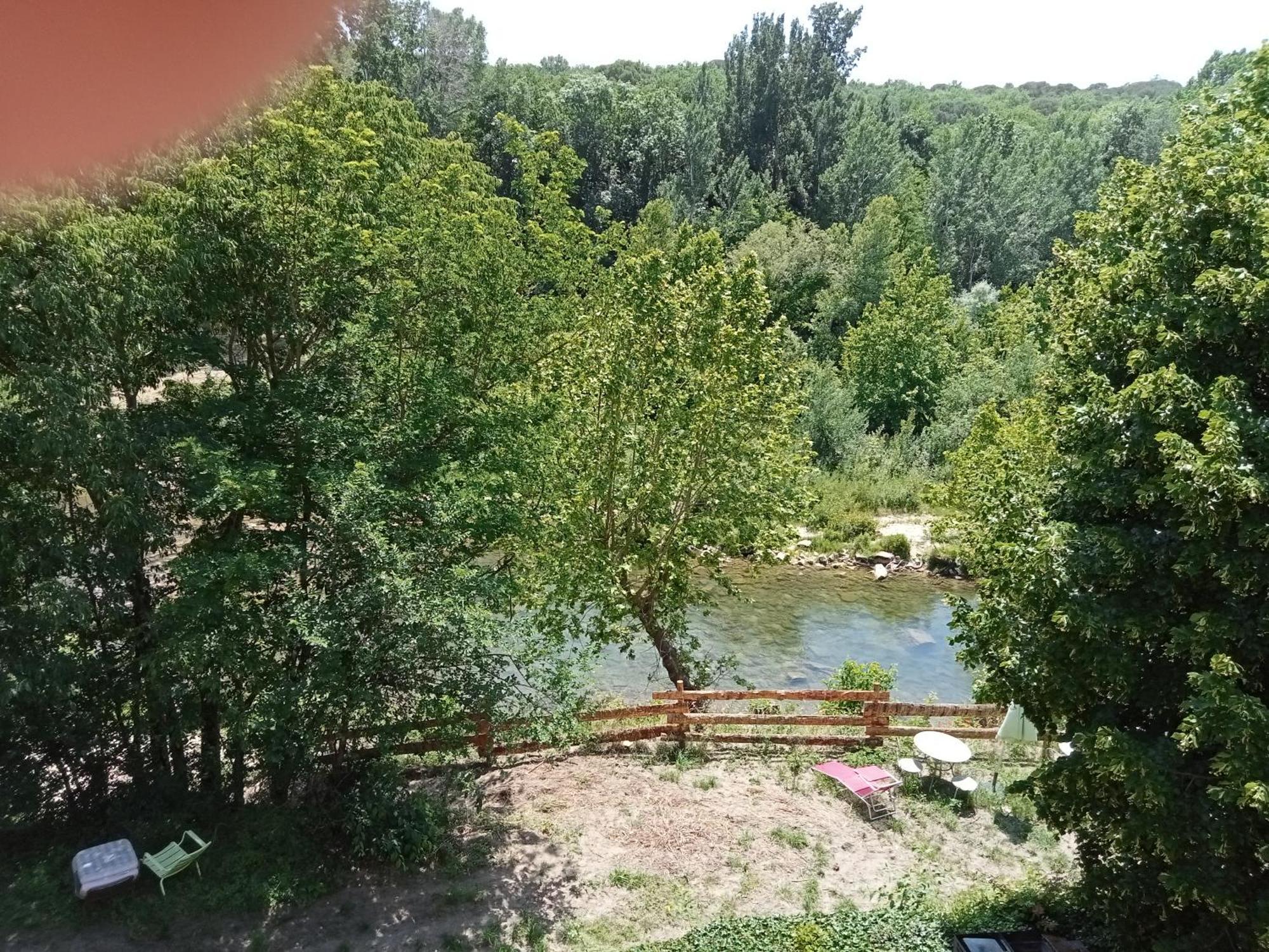Domaine Du Moulin De Cors Hotell La Roque-sur-Cèze Exteriör bild